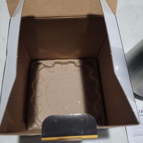 Keurig Hot 2.0 Thermal Carafe Plus Series Brewers 32 Oz. Silver & Black NEW - Picture 13 of 13